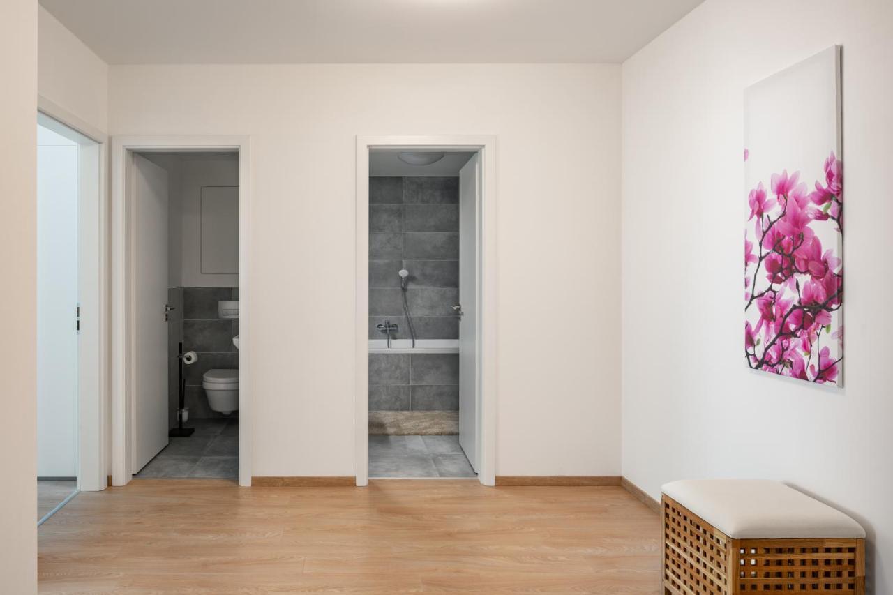 Prague Days - Exclusive Condo In Trendy Neighbourhood Екстериор снимка
